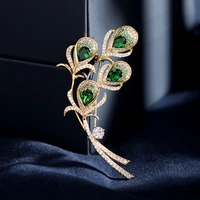 luxury zircon green feather lapel pins high quality badges noble and elegant brooche crystal brooches for women dress accessory
