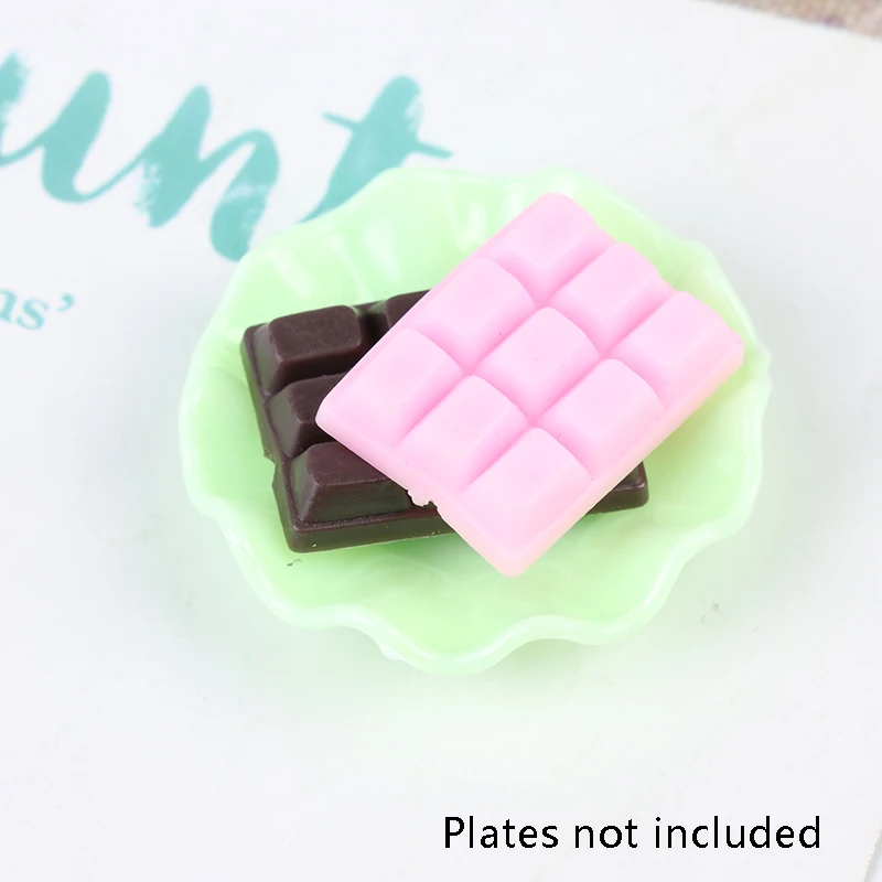 

1/12 Scale Dollhouse Miniature Tri-color Square Chocolate Snacks Cookie Pretend Play Food for Doll House Kitchen Toy Accessories