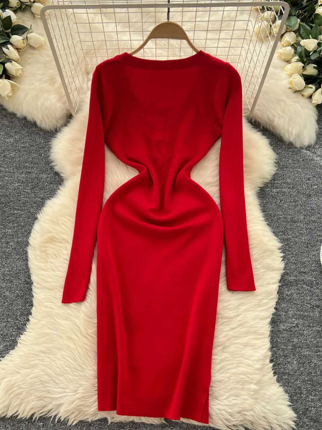 Женское платье-свитер Chrysler с длинным рукавом и v-образным вырезом однотонное