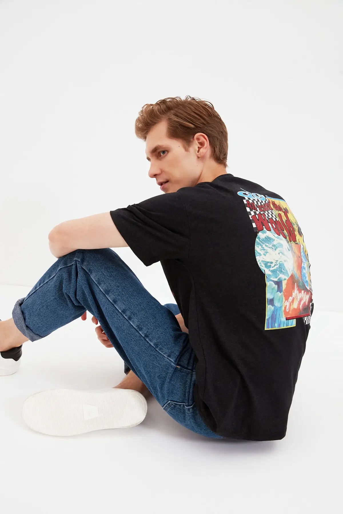 

Trendyol Male Wide Cut Bike Collar Short Sleeve Printed T-Shirt TMNSS21TS3790