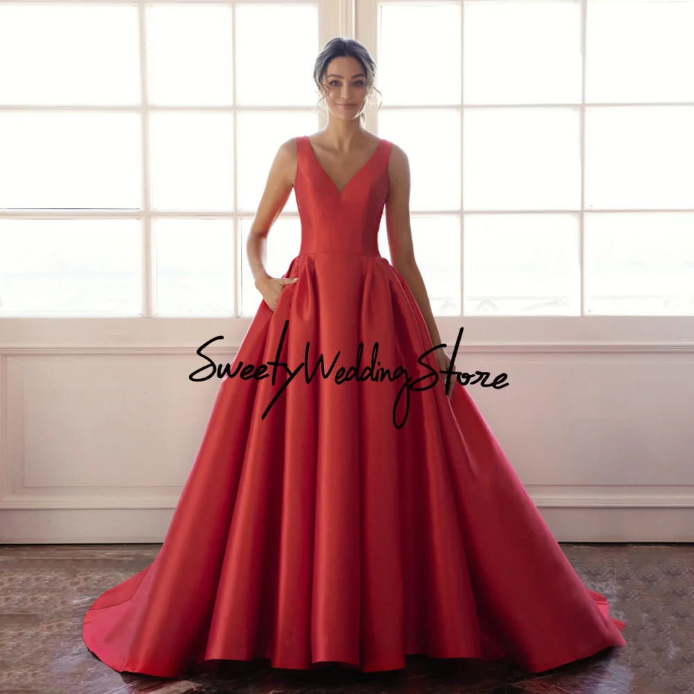 

Red Wedding Dress with Pockets V Neck Sleeveless Applique Back Zip Buttons Sweep Train Satin Bride Bridal Gown Robe De Mariage