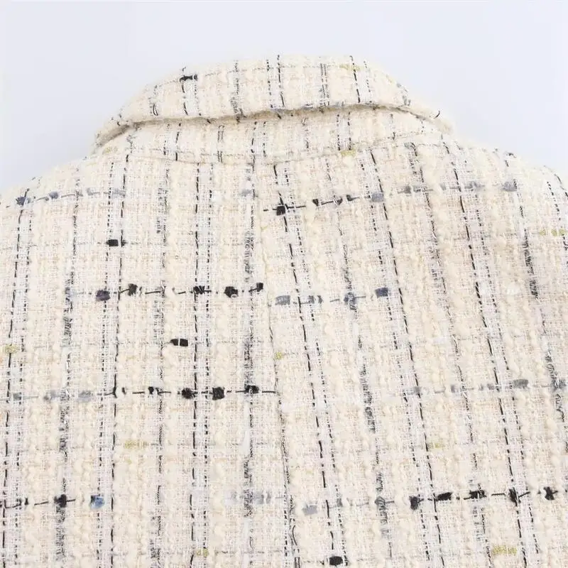 Куртка женская короткая Осенняя теплая на осень