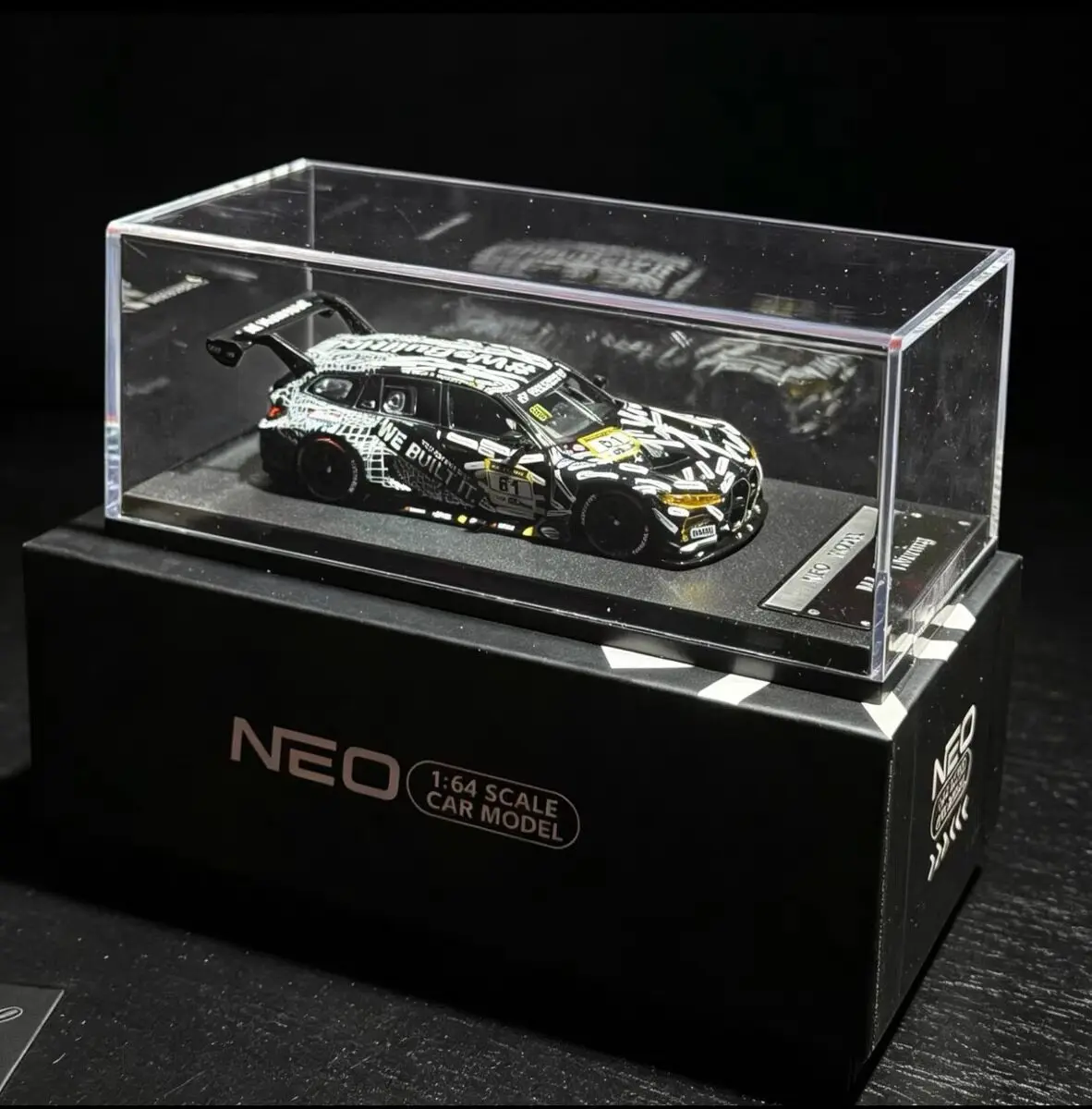 Фото Модель автомобиля BMW M3 Touring из литого металла в масштабе 1:64 (серия Diecast NEO) №2