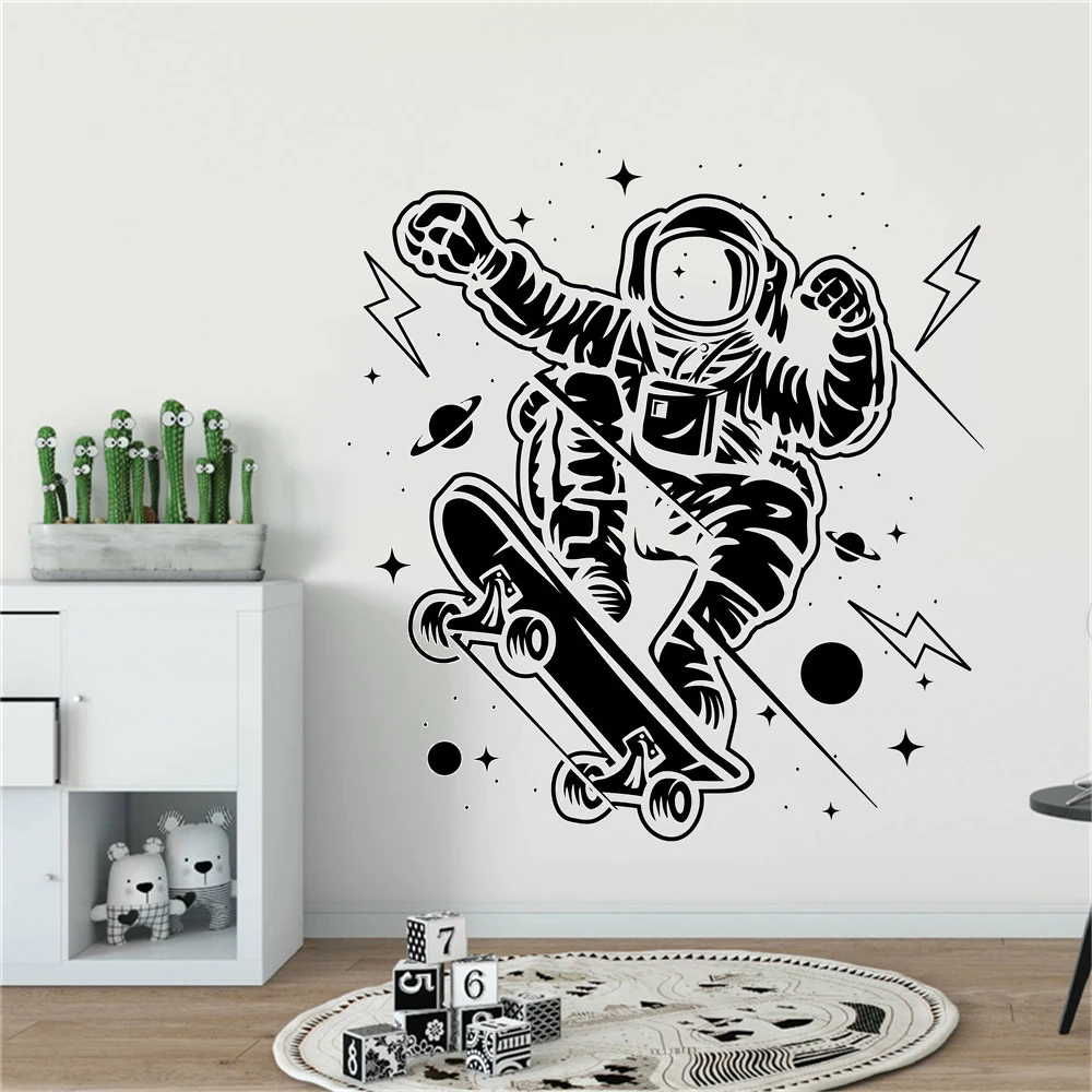 

Skateboarding Astronaut Wall Decals Skate Stickers Skateboard Removable Vinyl Murals For Kids Rooms Home Decor Poster HJ1497