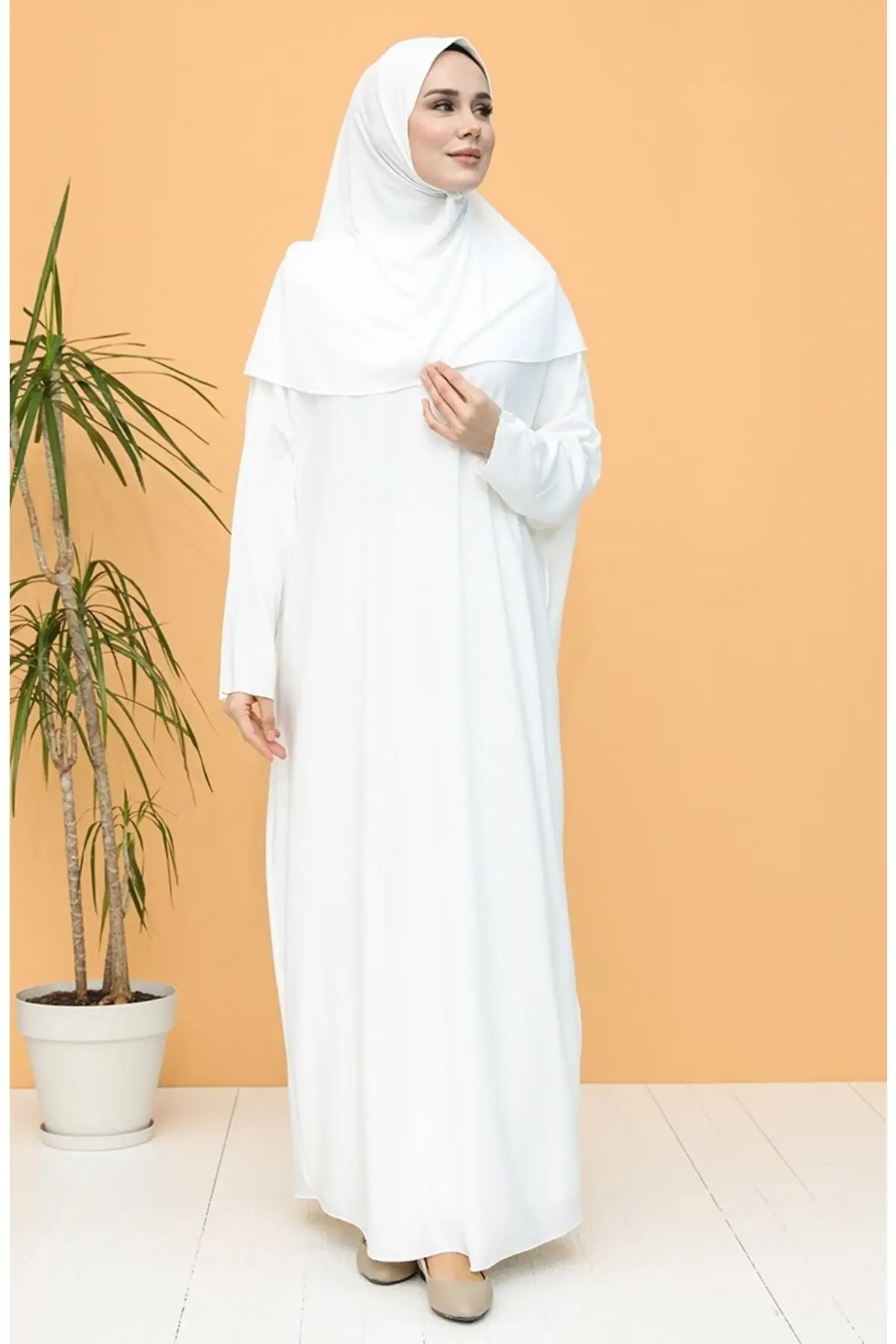 

Easy to Wear One Piece Prayer Dress White Bat Sleeve Long Hijab Dress Clothing