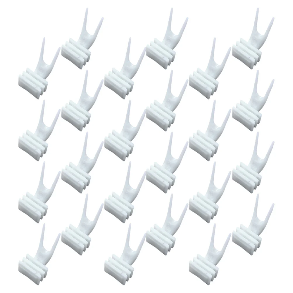 

50pcs Parrot Vegetable Fixed Forks Small Parrot Food Forks Parrot Cage Supply