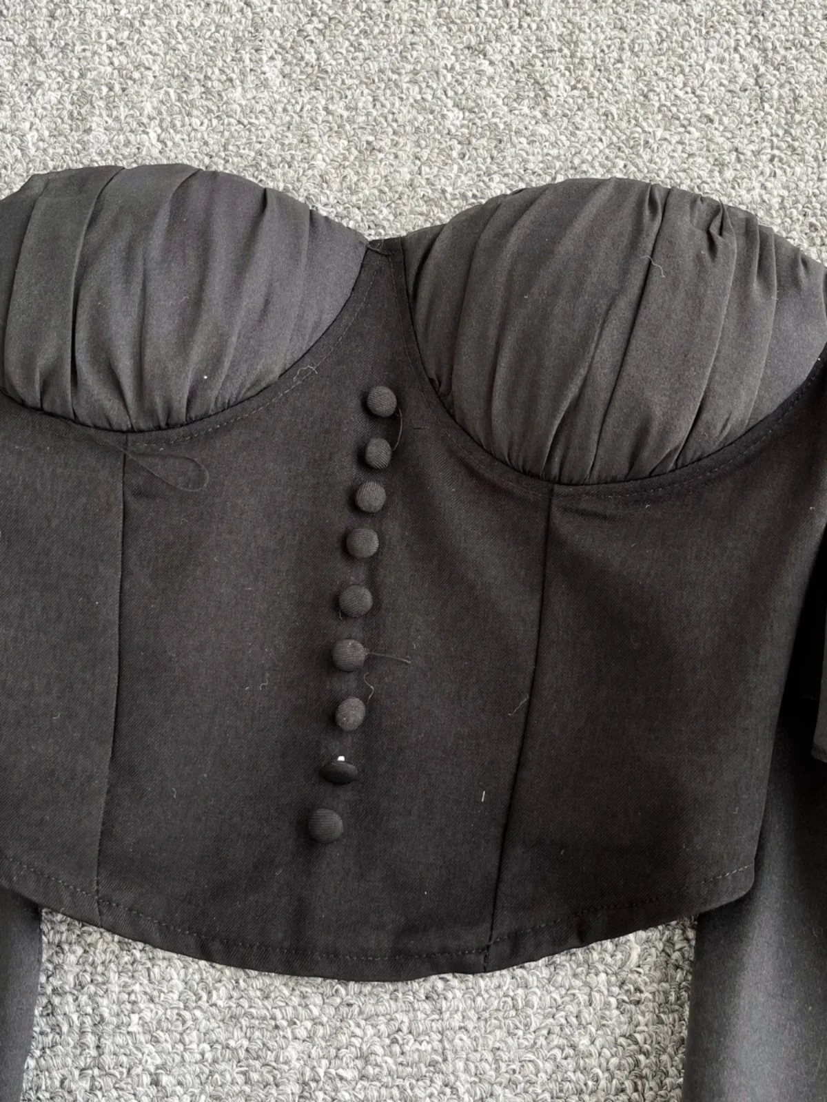 SsTss &quot2024 Американский черный топ Y2K женский укороченный с открытыми плечами и