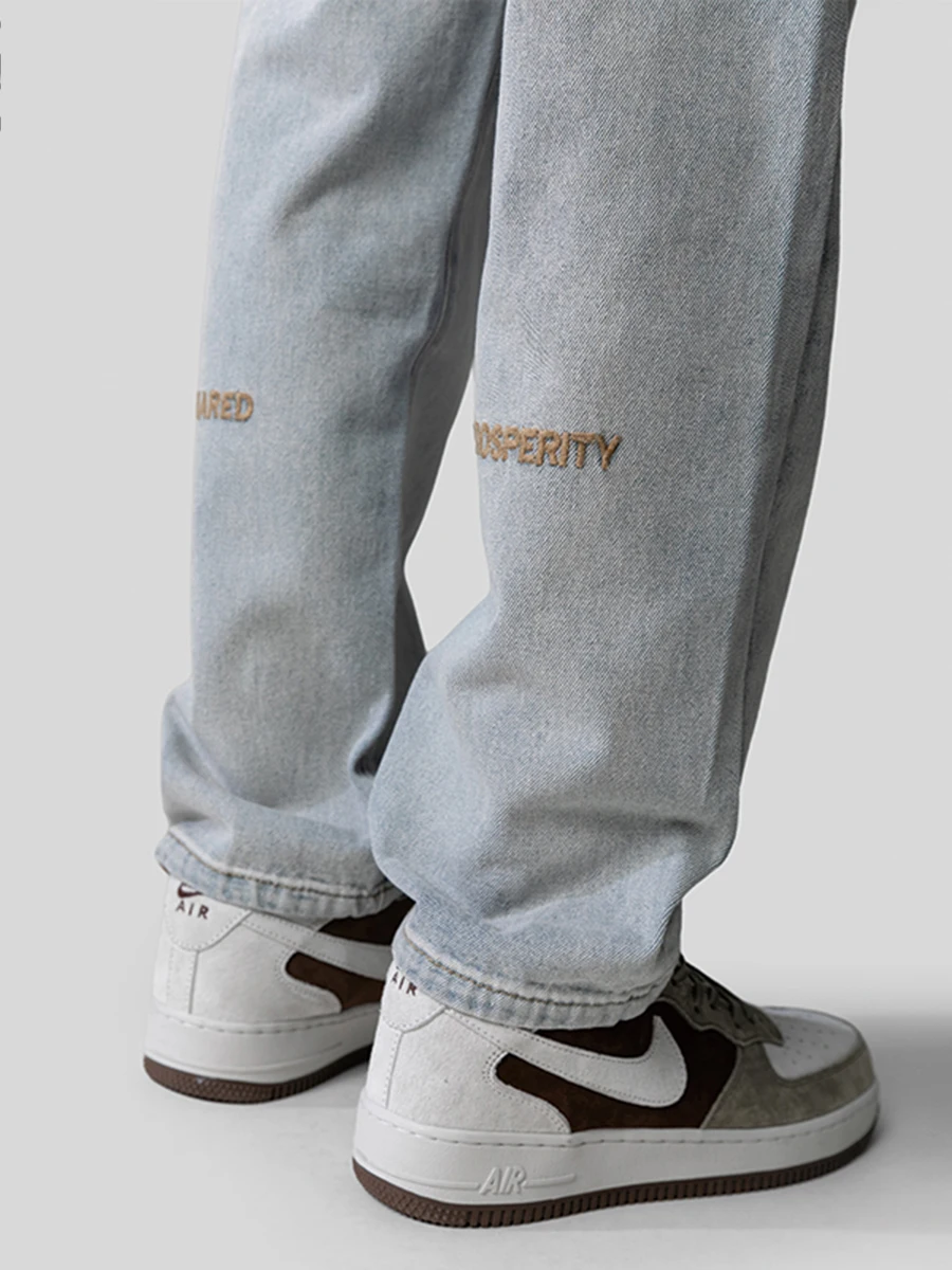 Four Seasons Monogrammed Embroidered Retro Color Straight Leg Jeans for Men and Women Straight Leg Pants Fashion Streetwear MEN