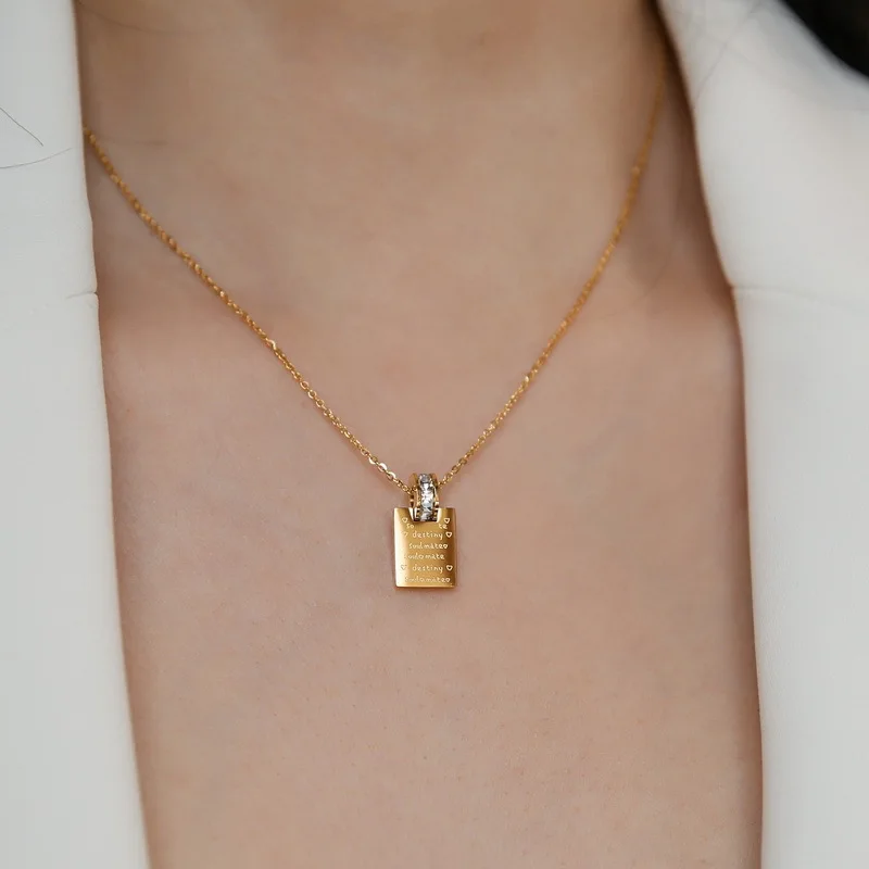 

Classic Gold Color Stainless Steel Necklace For Women Jewelry Love Letter Rhinestone Pendant Necklace Birthday Gift