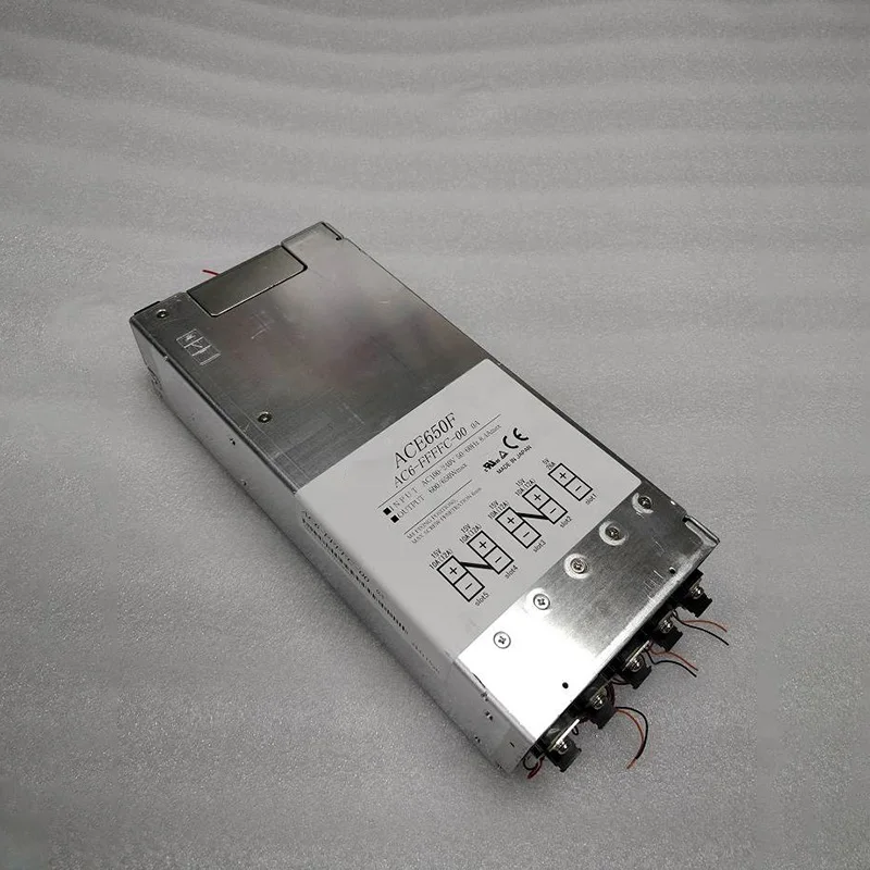 

Зарядное устройство ACE650F AC6-FFFFC-00, четырехсторонний источник питания 15 в + 5 В