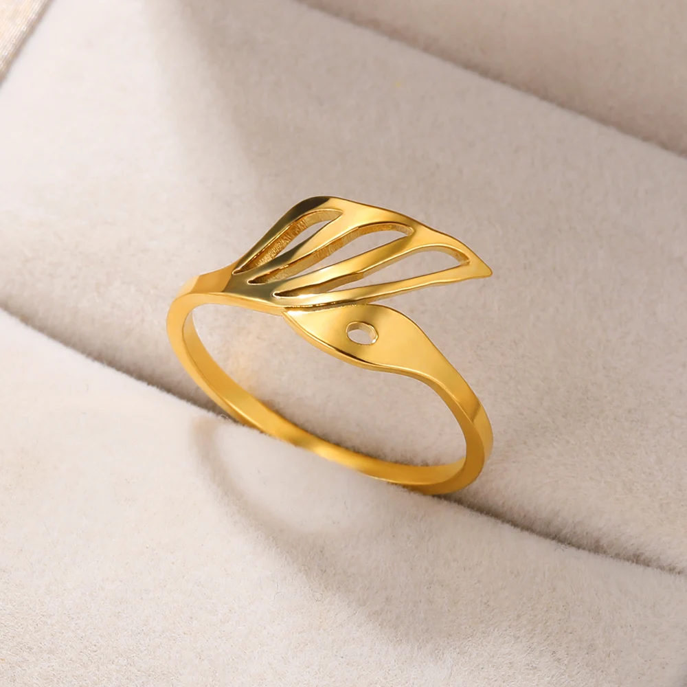 

Gold Color Swan Stainless Steel Ring Unadjustable Circlet Fashion Elegant Finger Jewelry Accessories For Women Gift