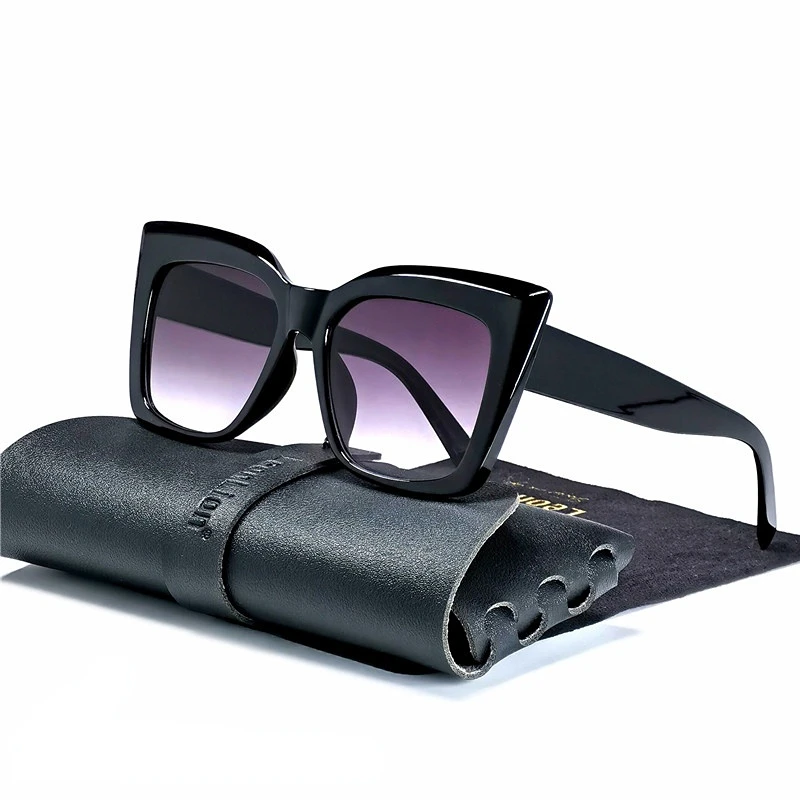 

AKA Oculos 2022 Cateye Oversized Sunglasses Women Retro Eyewear Shades for Women Wholesale Luxury Square Glasses Gafas De Sol