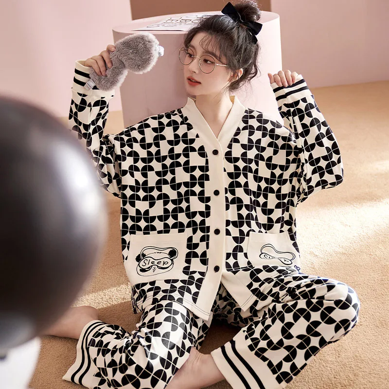 2023 new long-sleeved pajamas women spring and autumn cotton fragrance Korean home clothes can wear ins wind suit.