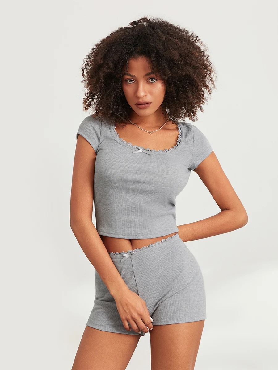 Женский пижамный комплект с кружевной отделкой и бантом футболка короткими