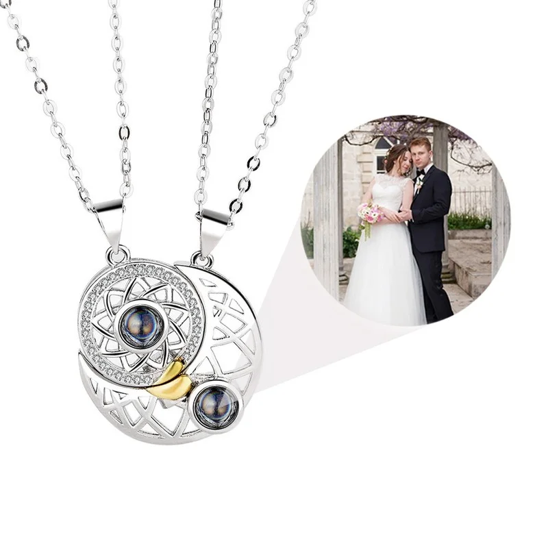 

Sun Moon Shape Couple Personalized Necklaces Wedding Birthday Jewelry 100 Languages I Love You Projection Pendant Necklace Gifts