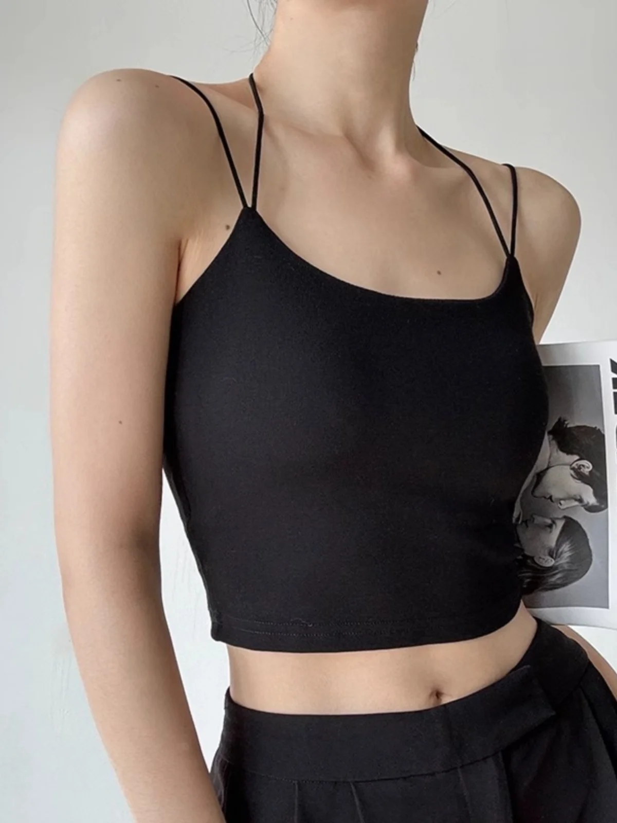 Сексуальная черная внутренняя одежда с подвесным воротником Cami Women Летняя на