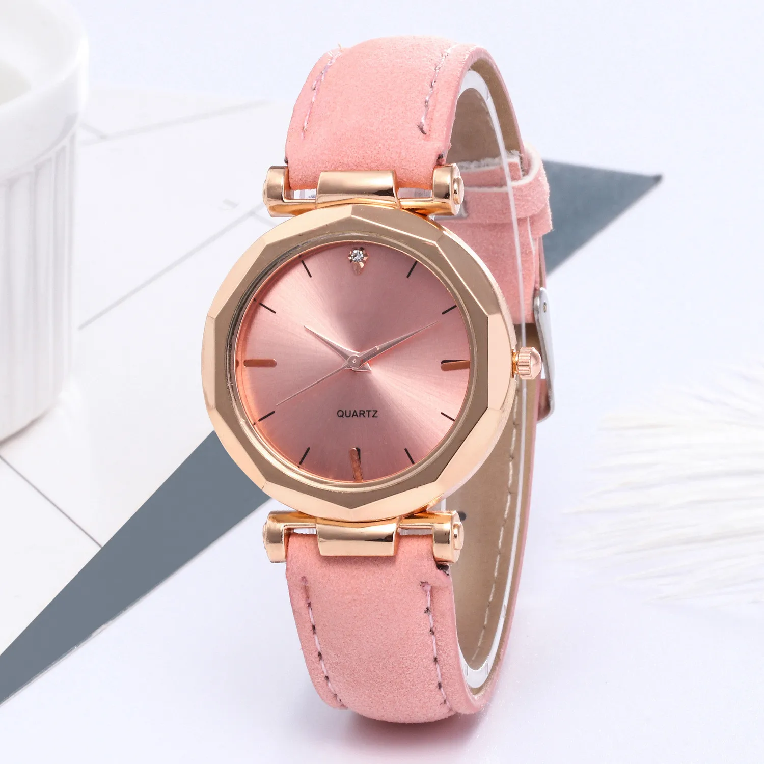 

Fashion Women Leather Casual Watch Luxury Analog Quartz Crystal Wristwatch Luxury Women's Casual Watches Waterproof Watch Women