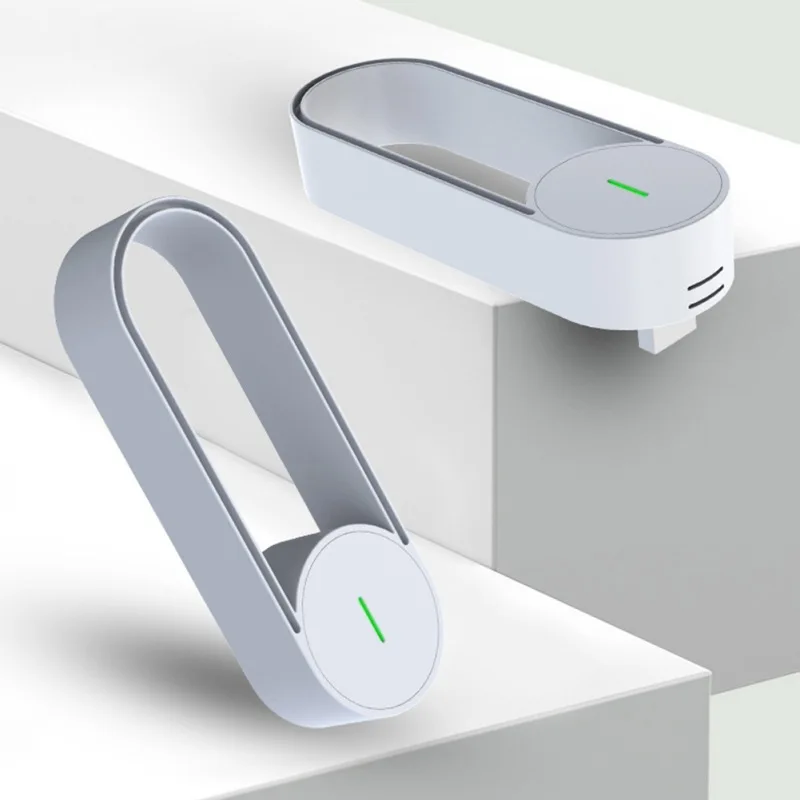 

Автомобильный очиститель воздуха светильник, освежитель воздуха с защитой от грязи и прямой зарядкой, без шума, освежитель воздуха, освежит...