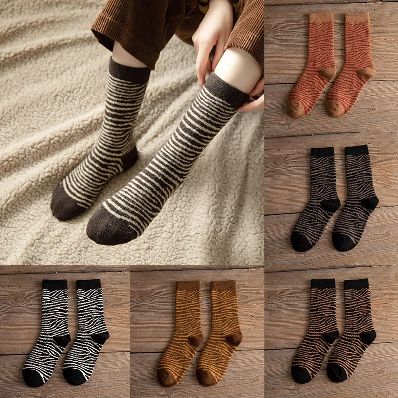 

Striped Thickened Wool Socks for Women's Winter Warm Fashion Socks Warm Retro Wool Boots Sock Christmas Gift