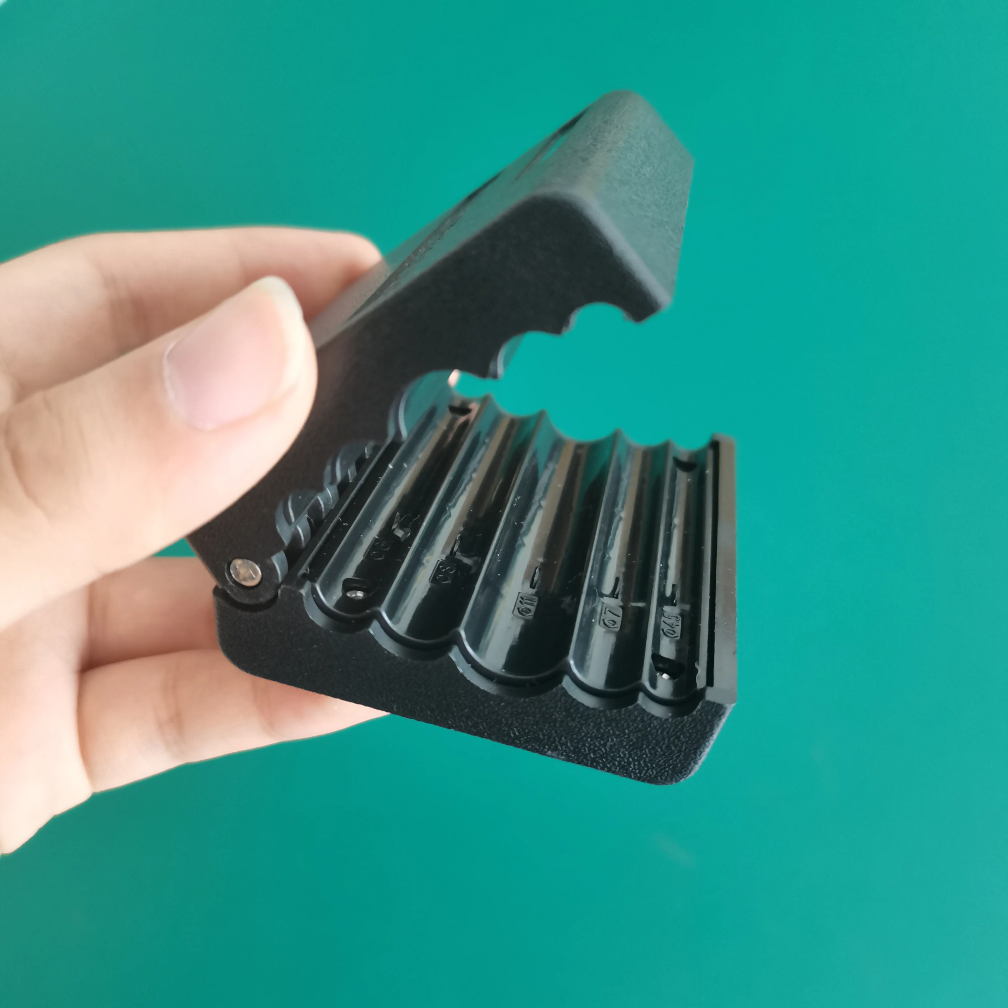 4.5-11mm Optical Cable RibbonCentral Bundle Longitudinal Stripper Cable Bundle Tube Knife Optical Fiber Loose Tube Stripper