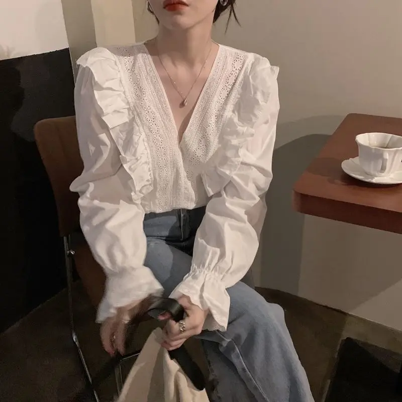 

2022 Spring Autumn Women New Lace Ruffled V-neck Shirts Female Solid Color Blouses Tops Ladies Long Sleeve Loose Shirts W242