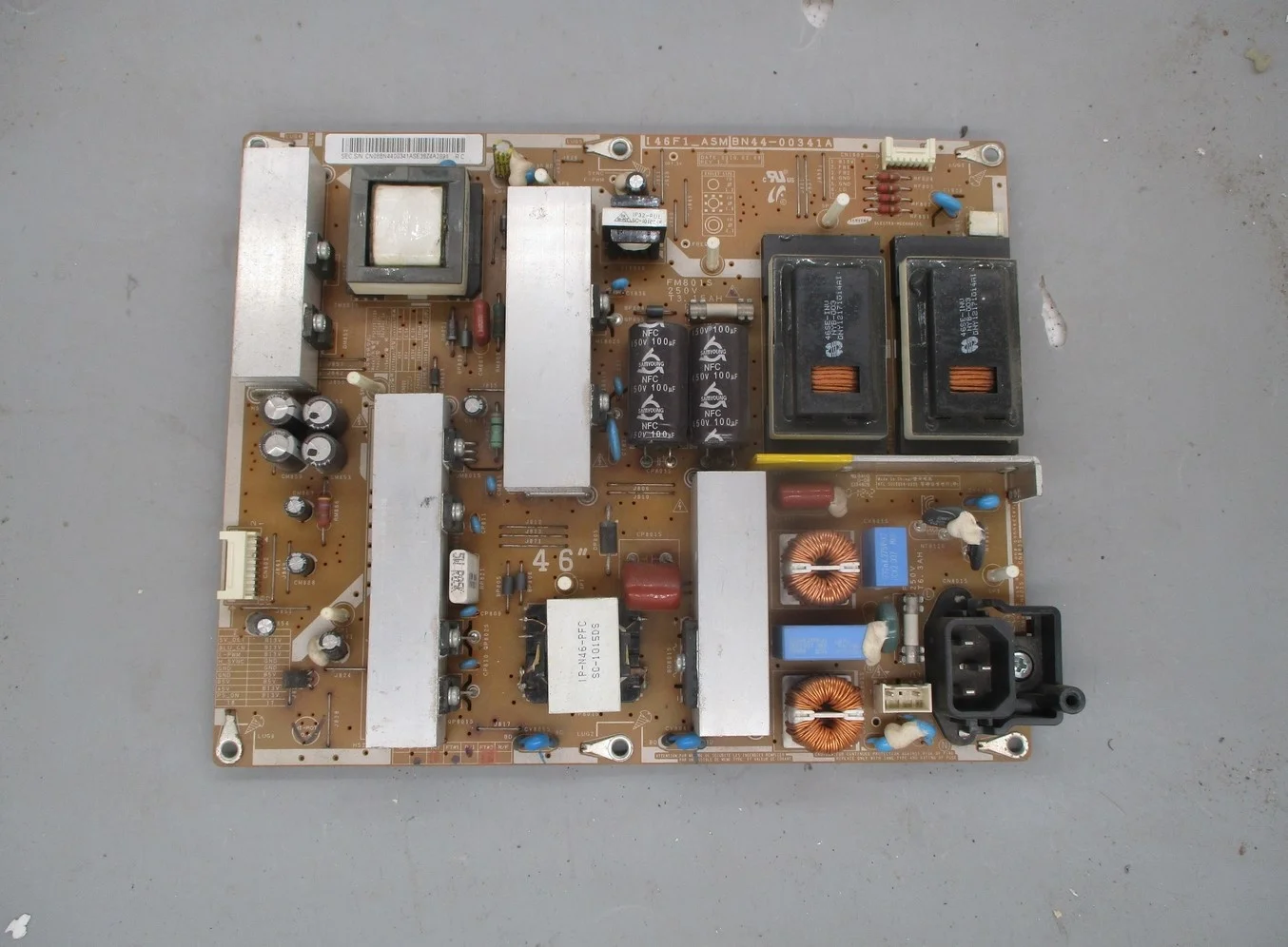 

Disassemble for Samsung La46c530f1r Power Board I46f1_ Asm Bn44-00341a