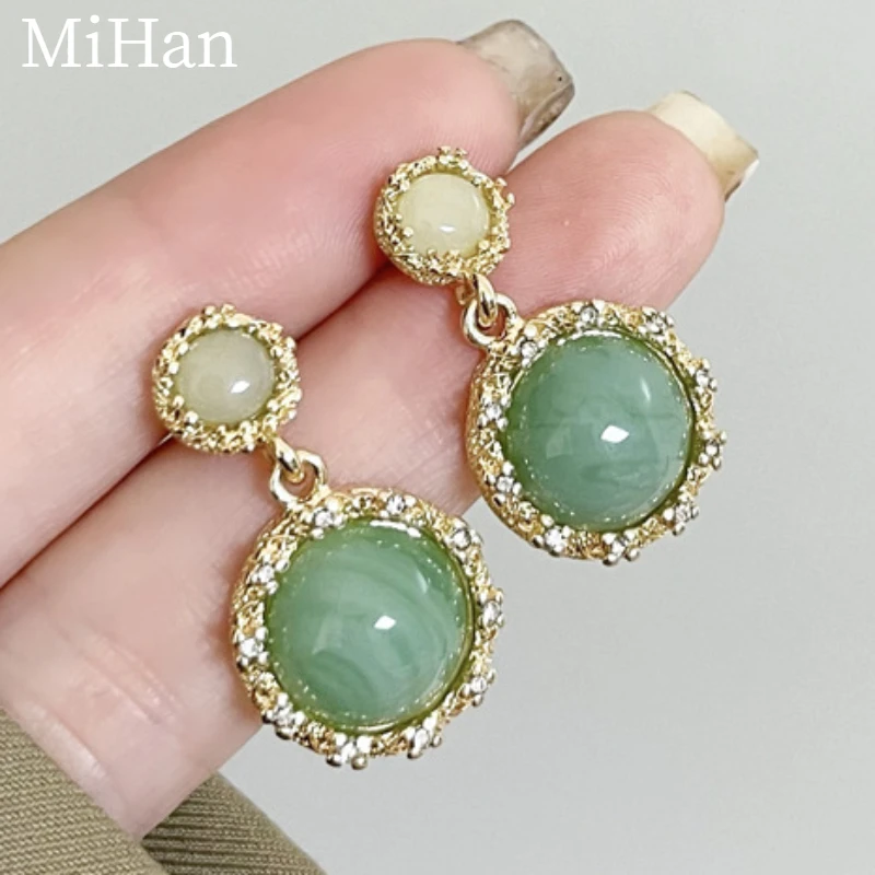

Modern Jewelry 925 Silver Needle 2023 Trend New Simply Design Green color Resin Earrings For Women Fashion Accessories Wholesale