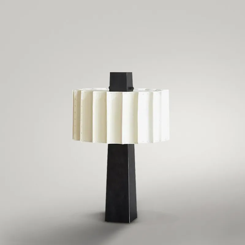 

Modern Chinese Living Room Table Lamp Designer Scandinavian Minimalist Creative Bedroom Bedside Lamp Study Black Vertical Lamp