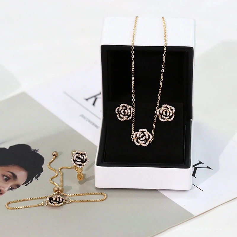 

G&D 2023 New Luxury Fashion Zircon Drip Oil Camellia Simplicity Clavicular Chain 4 Set For Women's Gift Festival Jewerly Set