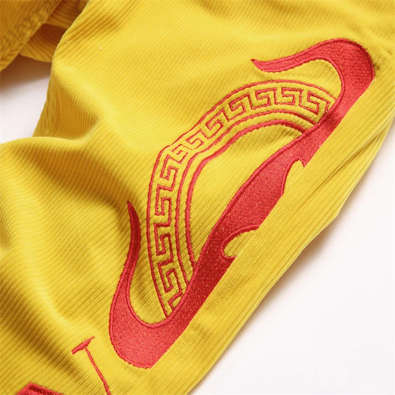 Men's Colorful Graffiti Printed Jeans Y2K Colorful Slim Fit Tapered Elastic Casual Pants Fashion Street Clothing Small Foot Pant