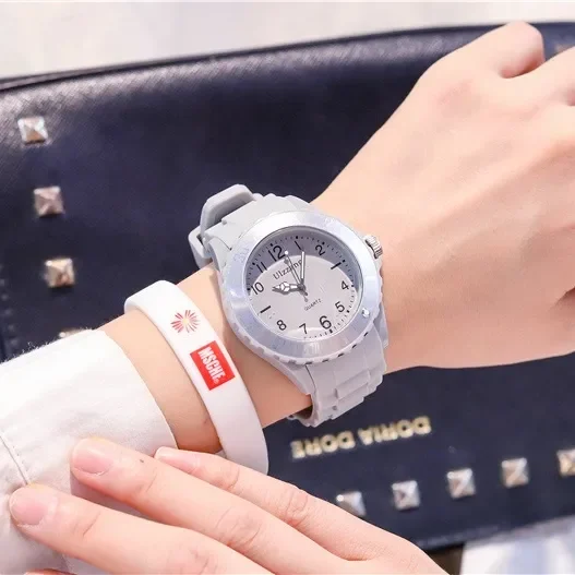 Silicone Women Watches Simple Sport Ladies Quartz Wristwatches Ulzzang Brand Fresh Children Clock Gifts Relogio Feminino