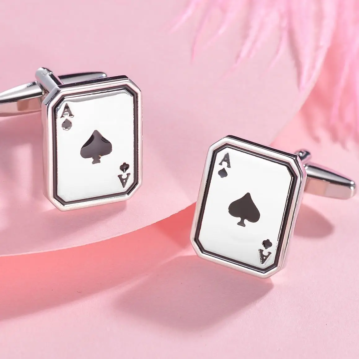 

Brand New High Quality Brass Material Men's Football/Card/Lobster/Stethoscope/Ball/Square Cufflinks Classic Style French Shirt