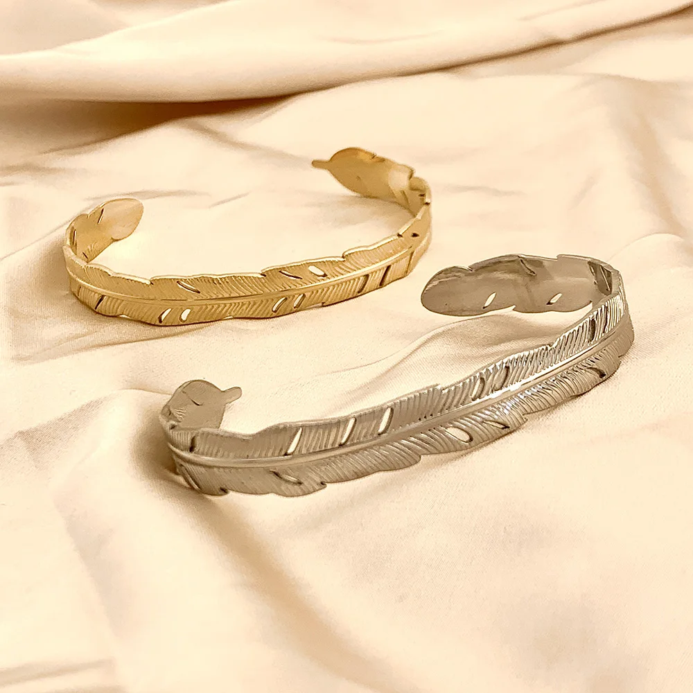 

New Leaf Cuff Bracelets for Women Punk Personality Open Bangle Cuff Bracelet Pulseiras Pulseira Feminin Wideth Hand Jewelry