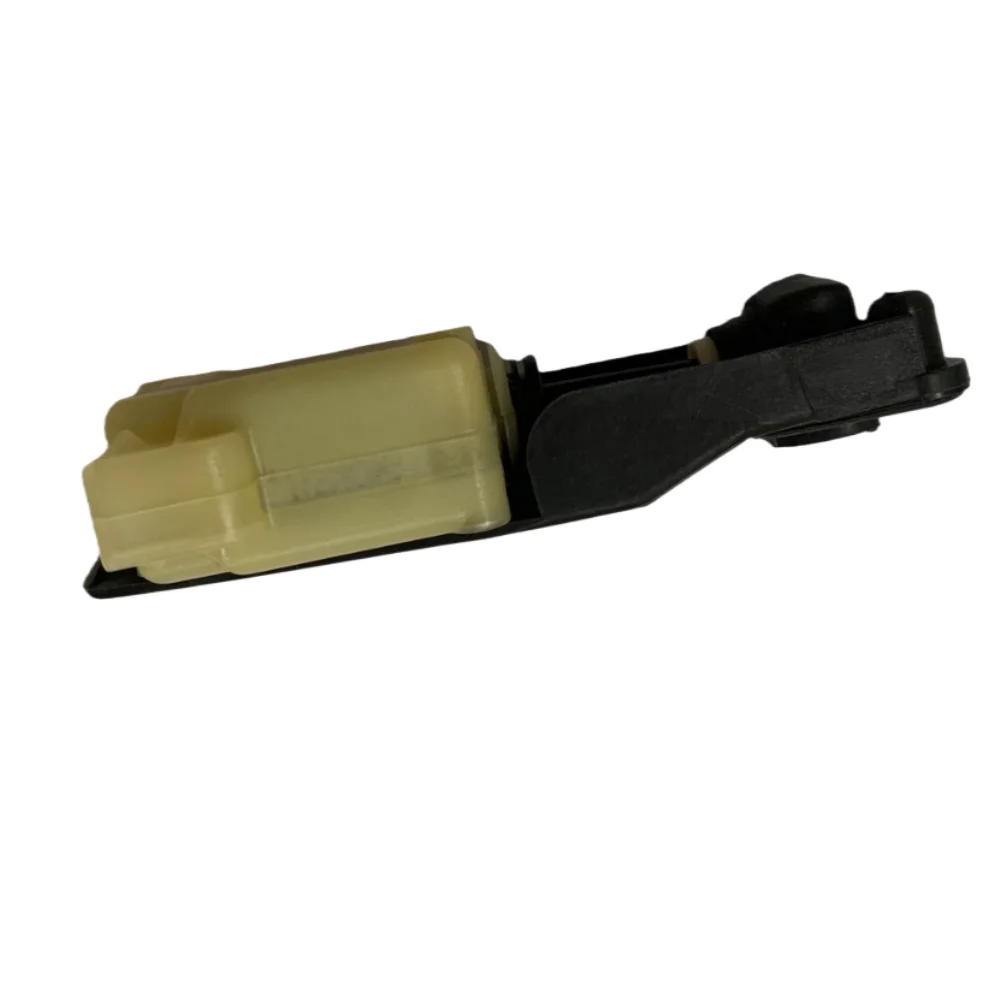 Фото Замок лючка бензобака 30612856 для Volvo S80 V70 S60 XC70 XC90 2003-2014 №4