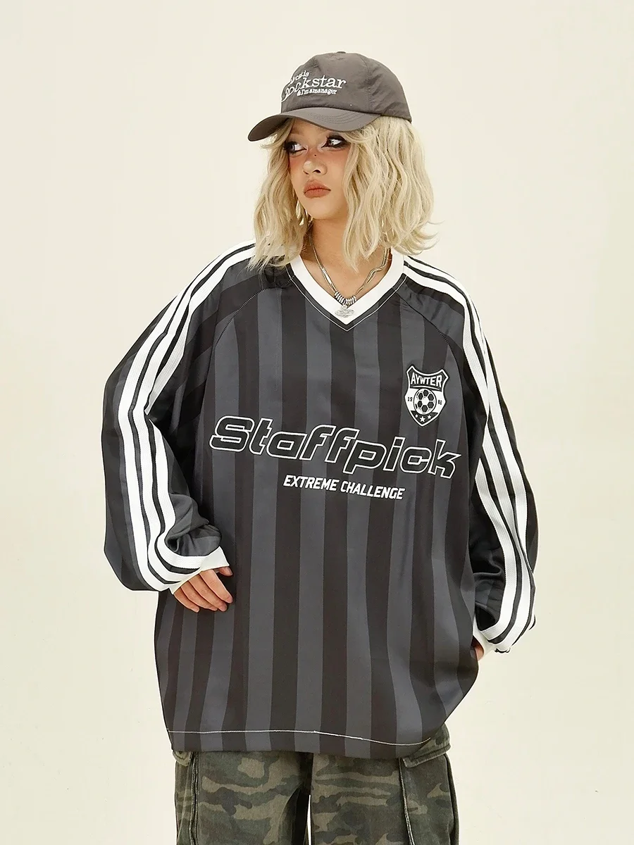 Футболка женская с длинным рукавом и оборками осень 2024