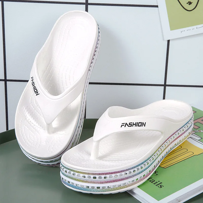 

2022 Shoes Women Flip Flops Simple Comfortable Slippers Women Summer Thick Sole Breathable Beach Slipper House Slippers Fashion