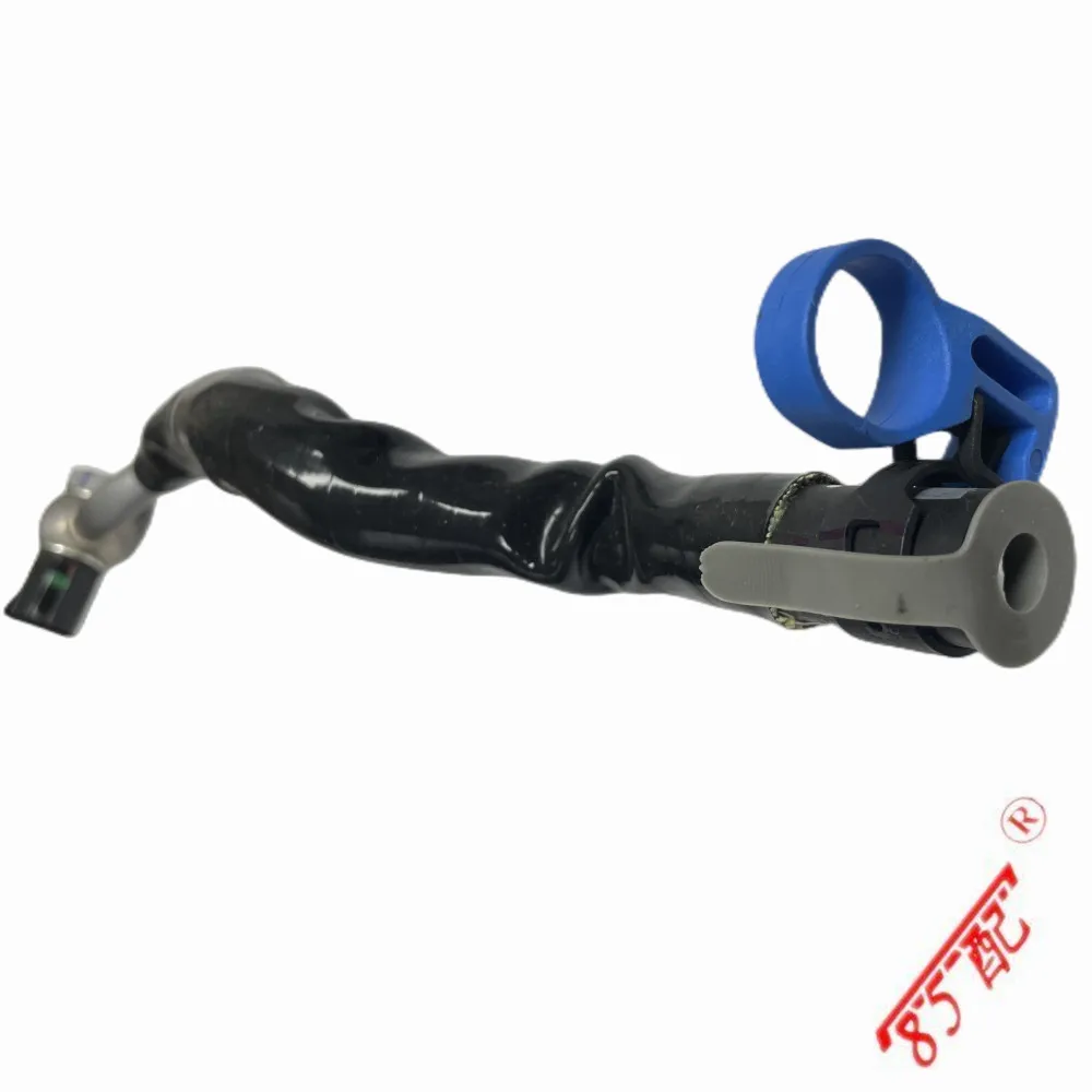 

New Engine Water Pipe 1341K4 9805975380 For Peugeot 2008 208 3008 308 RCZ Citroen C3 C4 C5