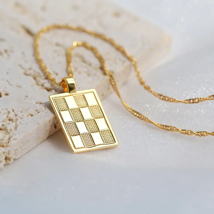 

European and American style classic diamond square pendant necklace female ins personality fashion trend design necklace