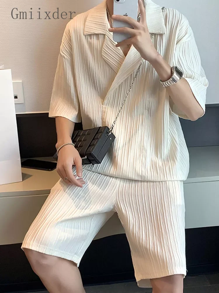 

Костюм Gmiixder для зрелых мужчин, летний костюм с воротником, куртка с коротким рукавом + однотонные шорты, 2 предмета, Корейская абстинция, крас...