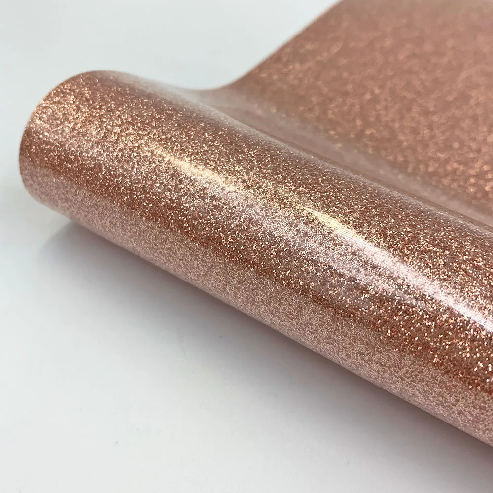 

Термотрансферная пленка с блестками для декора футболок