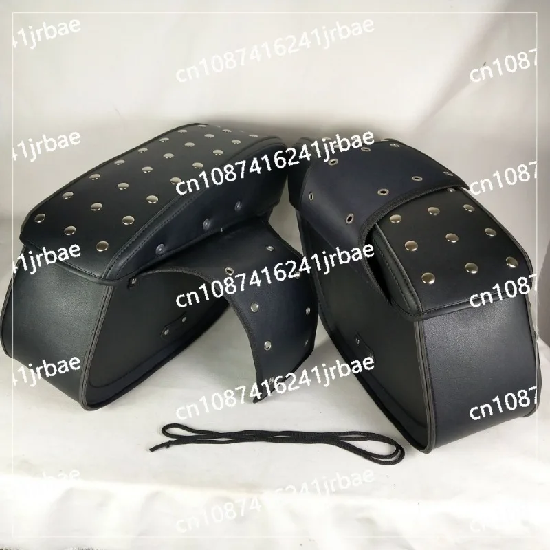Мотоциклетные седельные сумки с заклепками стильные для инструментов