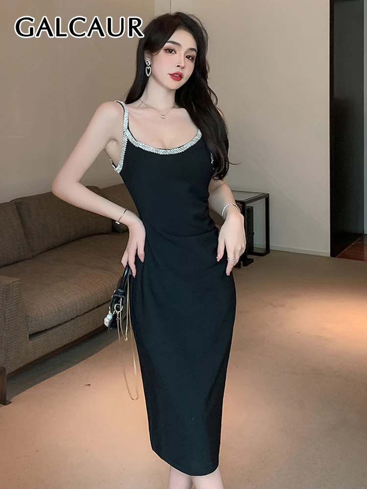 

Женское платье без рукавов, с круглым вырезом и открытой спиной