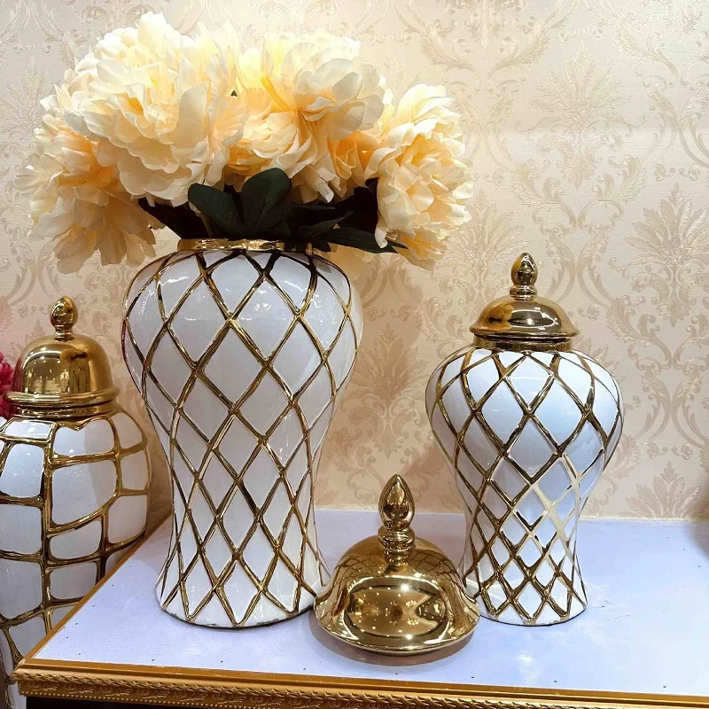 Luxury Europe Ceramic Vase Home Decor Creative Design Porcelain Decorative Flower Vase For Wedding Decoration 4