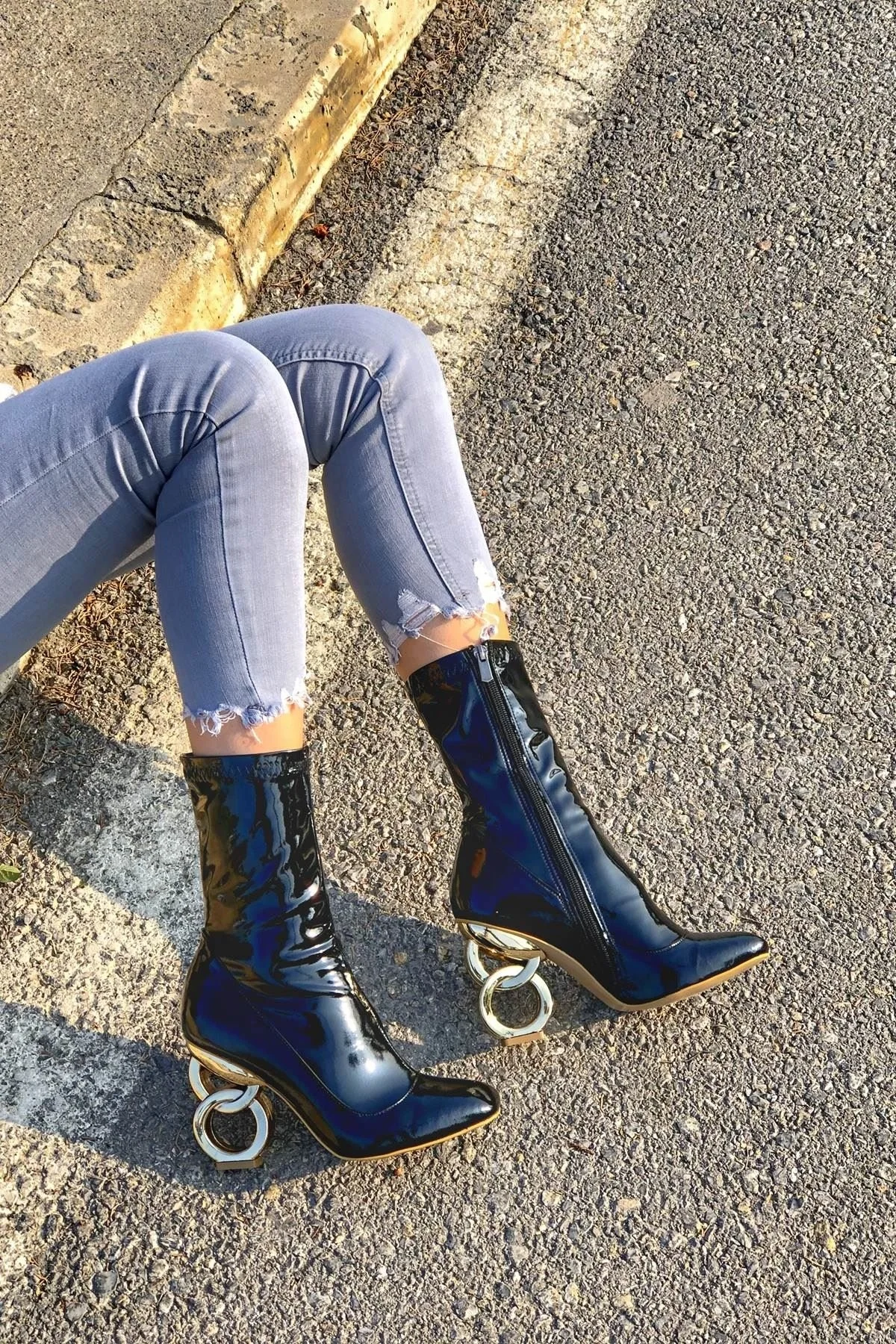 

Emotion Black Japanned Leather Ring Heels Boots