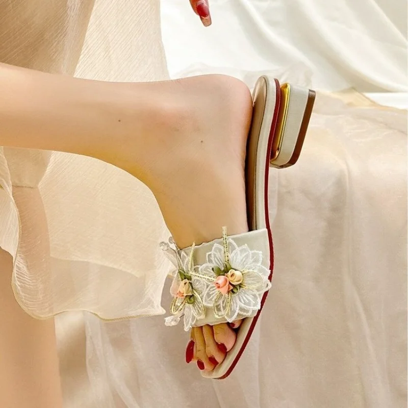 

2023 High Quality Ladies Shoes Round Toe Peep Toe Women's Slippers Summer Beach Slippers Women Solid The Flowers Flat Slippers