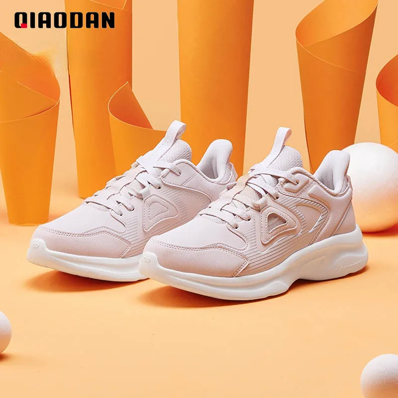 QIAODAN Casual Shoes for Women 2023 New Fashion Breathable Physical Training Anti-skid Comfortable Running Shoes XM46220211