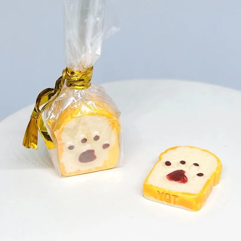 

1/12 Scale Miniature Dollhouse Bread Sliced Toast Bread Simulation Mini Food for Kitchen Doll House Accessories Toy