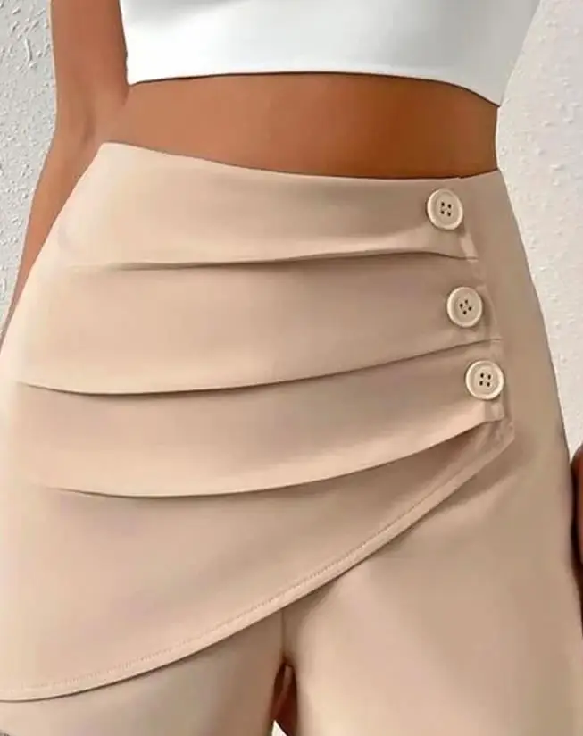 Рисунок 2 - Женские шорты с боковыми пуговицами