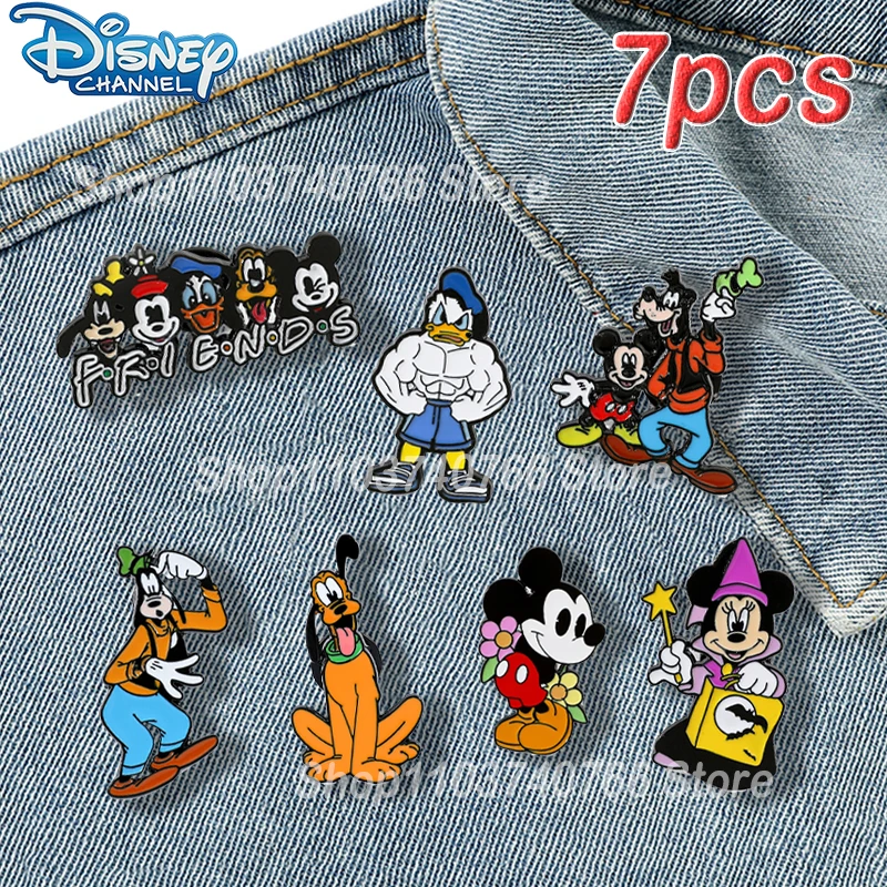 Металлическая эмалированная брошь в виде героев мультфильма Микки Маус