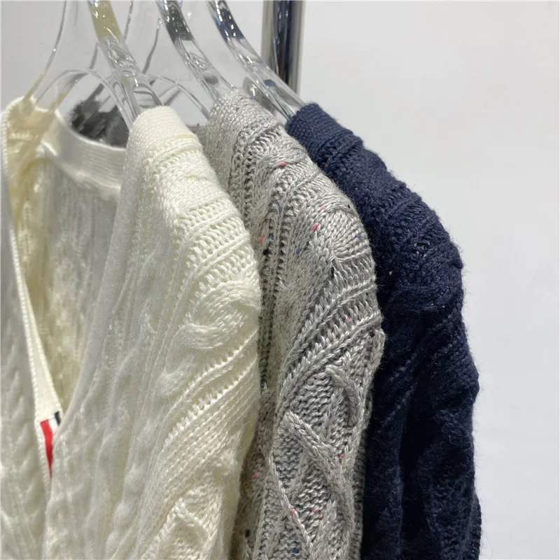 

TB Autumn New Style Coarse Knitted V-Neck Cardigan Grey Women's Loose Knitted Sweater Coat~High Quality